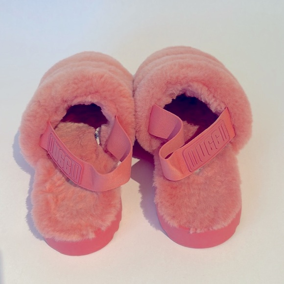 UGG Super fluff Pink slippers (6) - Picture 3 of 6